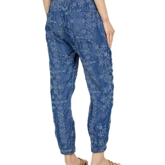 Pete & Greta Johnny Was Embroidered Nina Jogger Pants Small Pull on Chambray - Picture 2 of 14